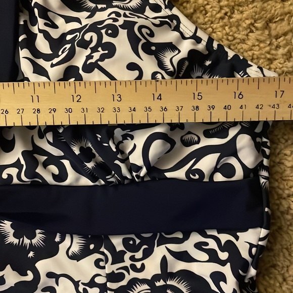 Wantdo One Piece Floral Bathing Suit Top Sz 16 padded bra NWT - Picture 6 of 10